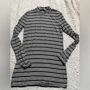 Lou & Grey Black and White Striped Long Sleeve Top